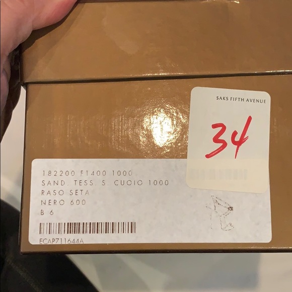 Gucci strappy heel. Crystal double G’s. Size 6M - Picture 10 of 12